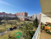 Prodej prostorného bytu 3+1/L, 72 m2, OV, P, Kladno Rozdělov - ul. Karla Tomana, cena 5290000 CZK / objekt, nabízí 