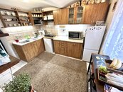 Rodinný dům, zahrada, garáž u města Chrast v obci Hlína, cena cena v RK, nabízí Petr Čeřovský - investiční skupina