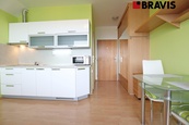 Pronájem bytu 1+kk, Brno - Nový Lískovec, ulice Plachty, vybavený, terasa, cena 11900 CZK / objekt / měsíc, nabízí 