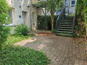 Pronájem, Prostory a objekty pro obchod a služby, Židlochovice, cena 15000 CZK / objekt / měsíc, nabízí