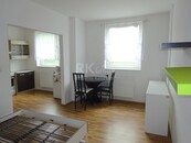 Pronájem bytu 1+kk 40 m2, Hýskov, cena 12000 CZK / objekt / měsíc, nabízí 