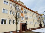 Prodej bytu, 3+kk, balkón, sklep, komora, 68,2 m2, 3. patro, ul. Skalníkova - Mariánské Lázně, cena 2190000 CZK / objekt, nabízí 