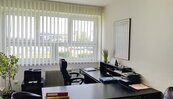 Plně vybavená kancelář 18 m2 - sdílený podnájem., cena 1500 CZK / objekt / měsíc, nabízí 