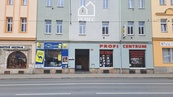 Pronájem obchodních prostor, 32 m2, Slovanská ulice, Plzeň., cena 8000 CZK / objekt / měsíc, nabízí 