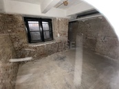 Prodej nemovitosti 1+kk, 15 m2, Praha 6 - Bubeneč., cena 1650000 CZK / objekt, nabízí