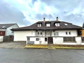Prodej vily 310 m2, na pozemku 856 m2, v obci Zeleneč, cena 17490000 CZK / objekt, nabízí