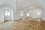 Prodej bytu 4+kk o celkové výměře 170 m2, cena 22990000 CZK / objekt, nabízí 