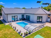 Chotouň - Chrášťany - Prodej rodinného domu (210 m2) s pozemkem (913 m2), cena 14900000 CZK / objekt, nabízí