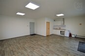 Pronájem, Kanceláře, 70m2, možnost garážového stání - Brno - Žebětín, cena 15900 CZK / objekt / měsíc, nabízí 