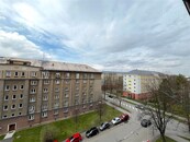 Pronájem slunného bytu 1+1 na ul. Čujkovova, Ostrava, cena 7800 CZK / objekt / měsíc, nabízí 