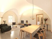 OV 2+1 Letovice, ul. Zámek, klenuté stropy, projekt od architektky, jedinečné místo, investice, cena 2700000 CZK / objekt, nabízí