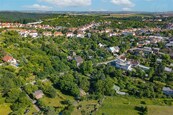 Stavební pozemek v BrněLíšni - klid, příroda, soukromí, cena 15600000 CZK / objekt, nabízí