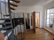 Pronájem bytu 2+kk, cena 10000 CZK / objekt / měsíc, nabízí