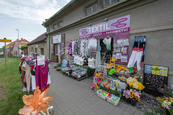 Pronájem, Prostory a objekty pro obchod a služby, Odolena Voda, cena 10800 CZK / objekt / měsíc, nabízí