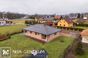 Prodej bungalovu v anglosaském stylu 190 m2, pozemek 1073 m2, cena 38000000 CZK / objekt, nabízí