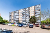 Pronájem bytu 3+1, 72 m2 s nádherným výhledem v Praze - Bohnicích, cena 25000 CZK / objekt / měsíc, nabízí