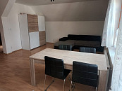 APARTMÁN 2+1 64 m2 TANV.ŠPIČÁK-ALBRECHTICE V J.H., cena 14000 CZK / objekt, nabízí